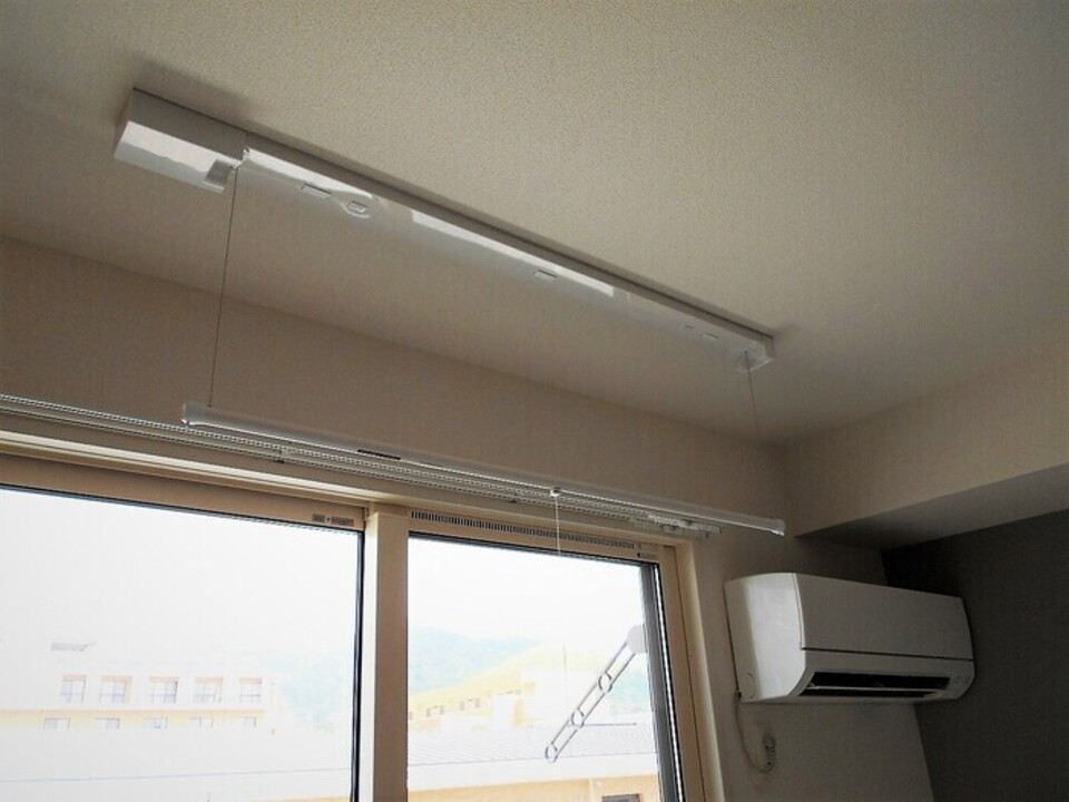 室内物干しユニット