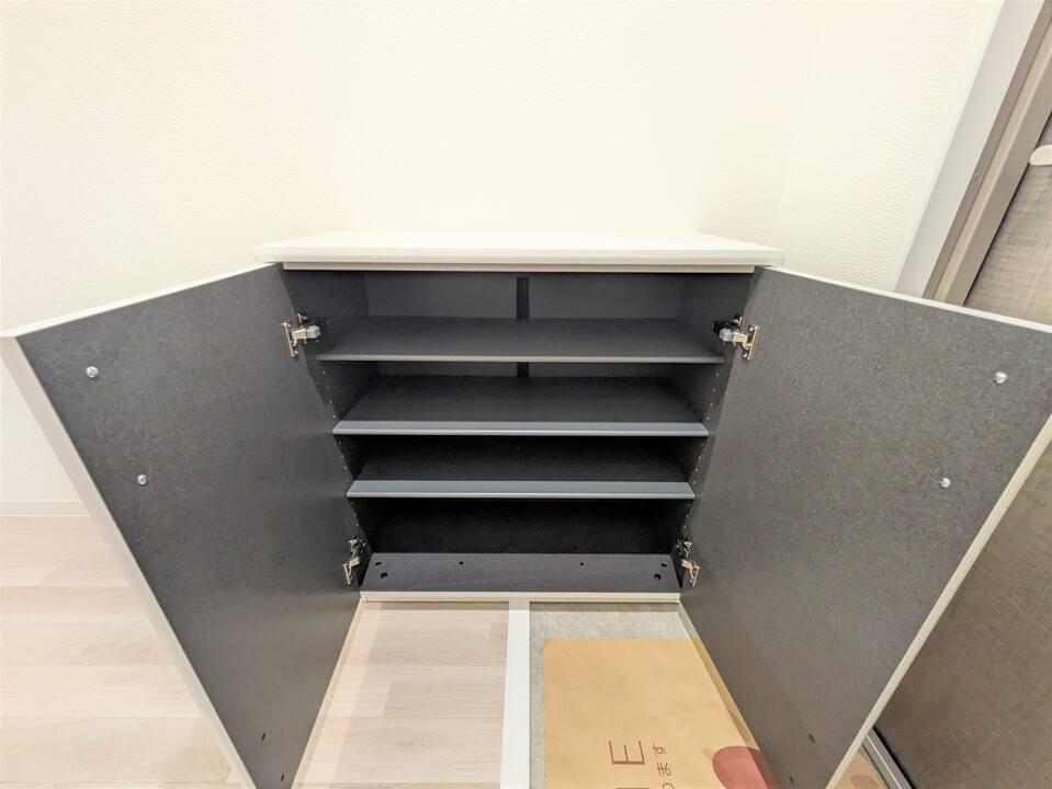 シューズボックス