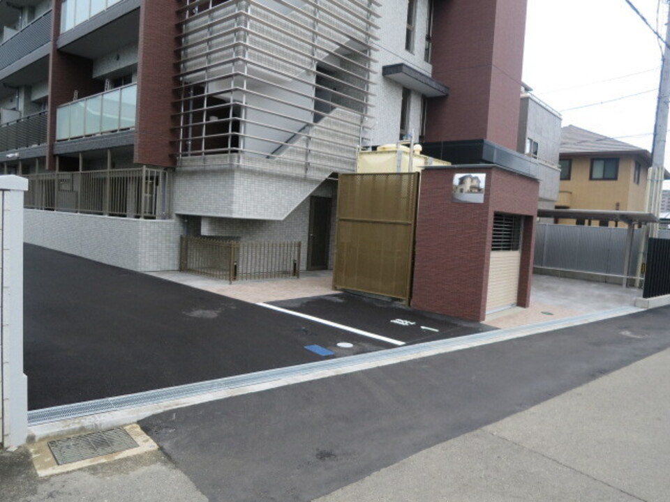 入口