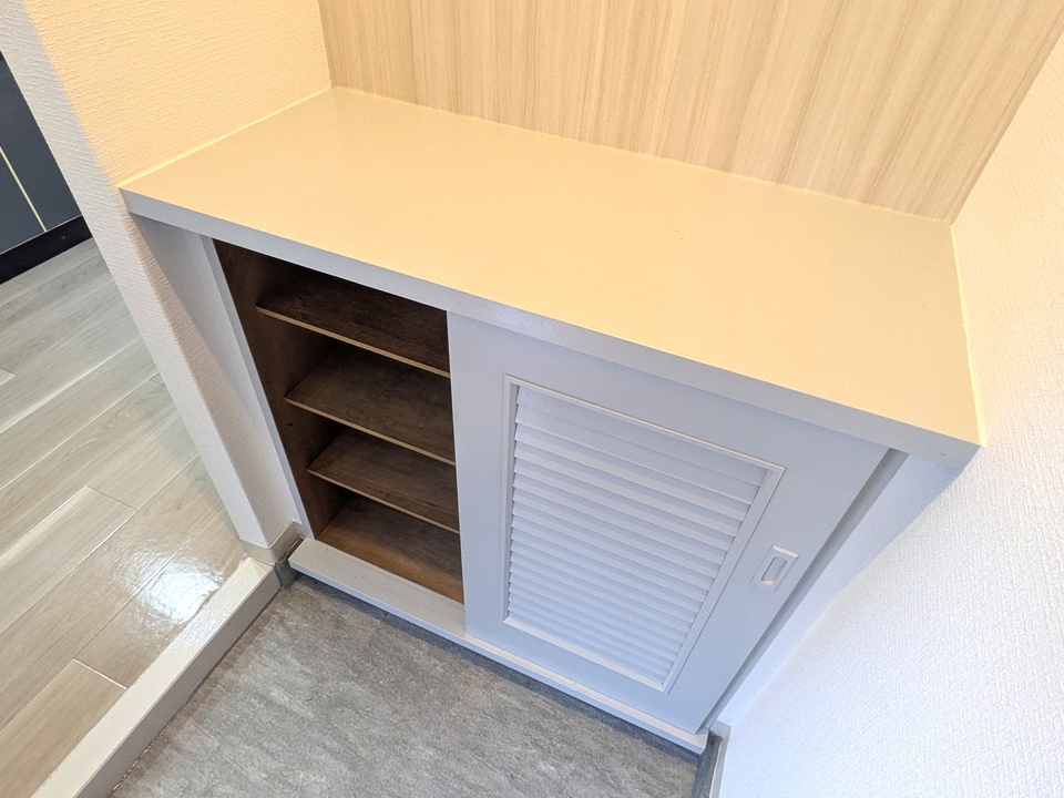 シューズボックス