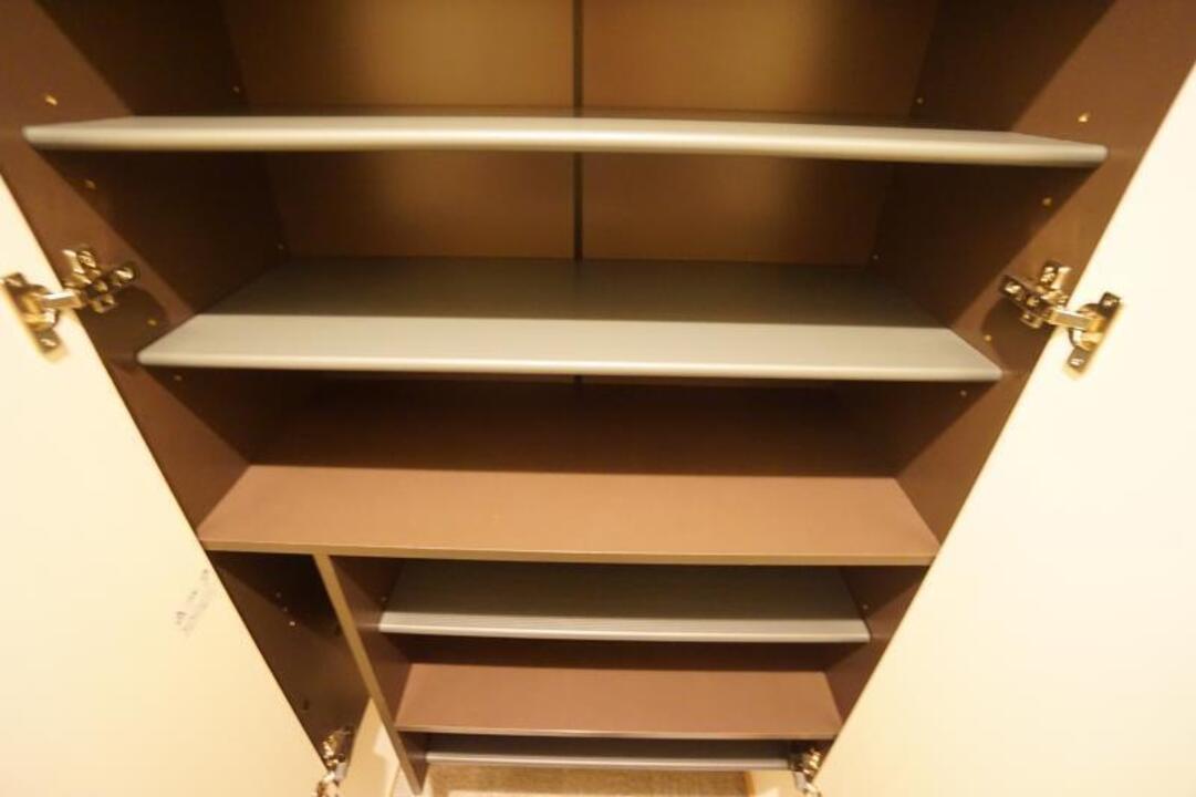 シューズボックス