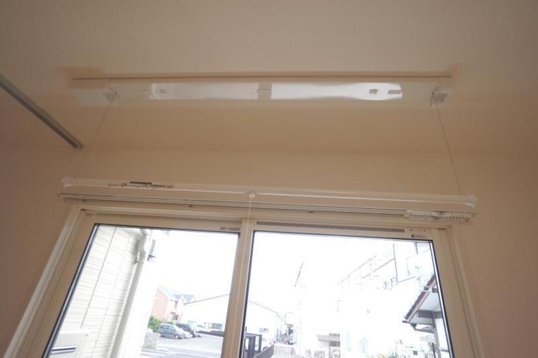 室内物干しユニット