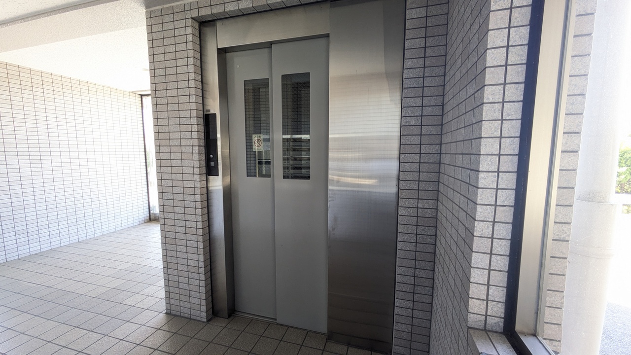 エレベーター