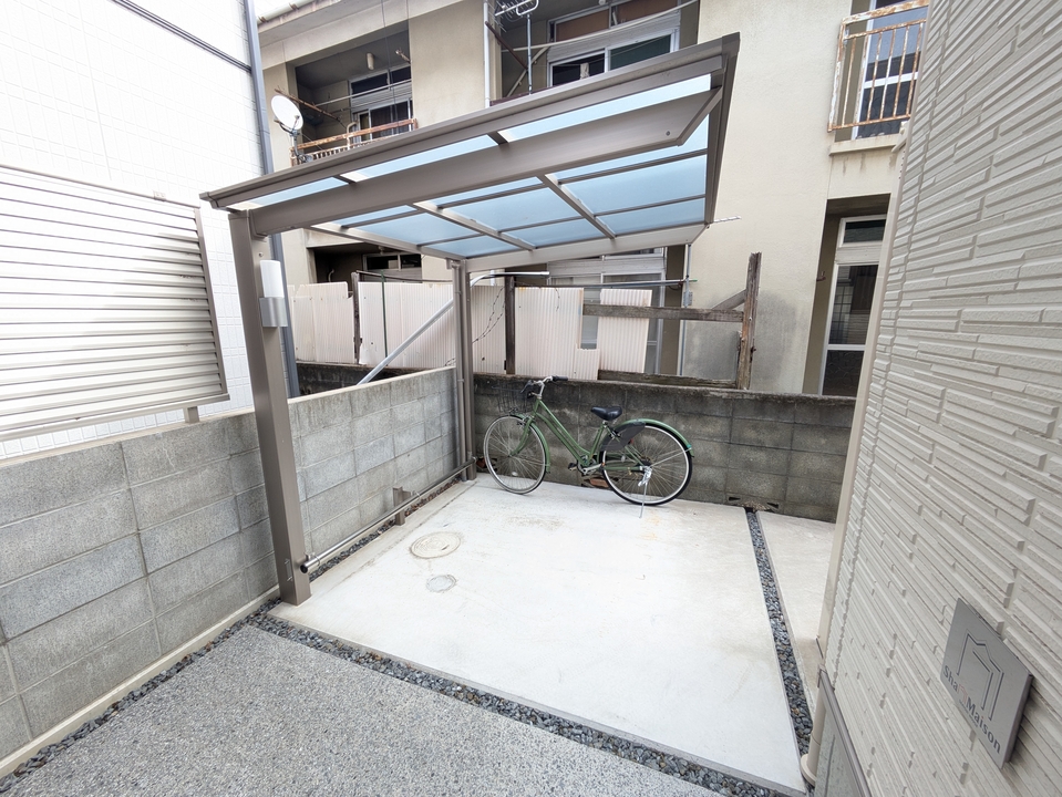 駐輪場