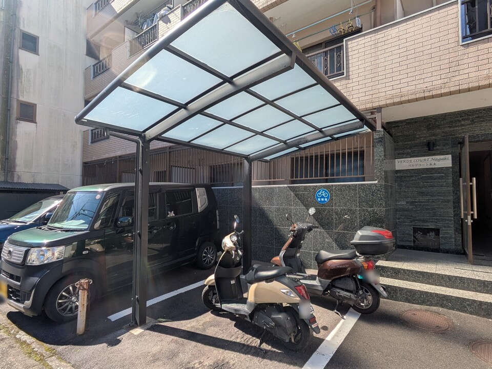 駐輪場