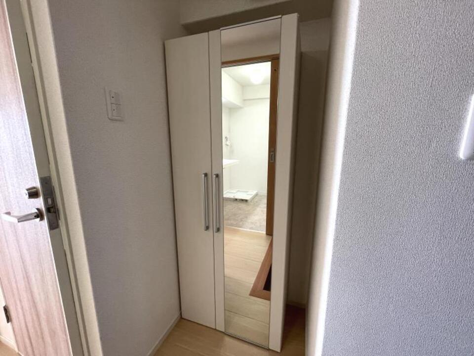 シューズボックス