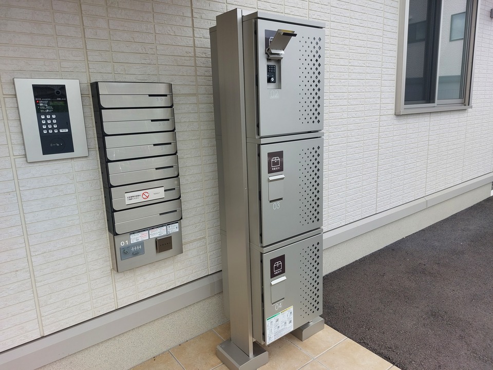 宅配ボックス