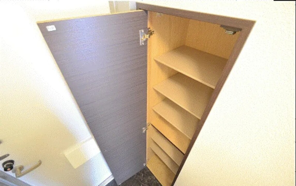 シューズボックス