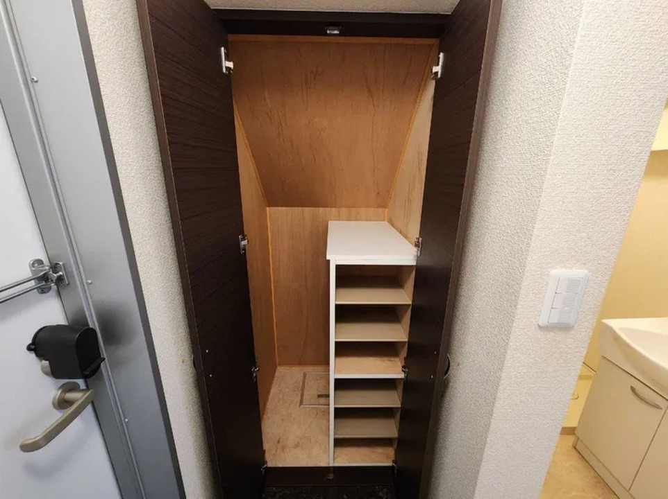 シューズボックス