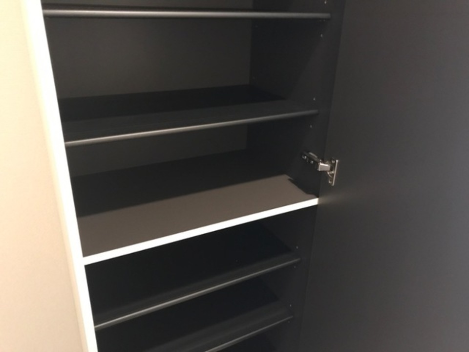 シューズボックス