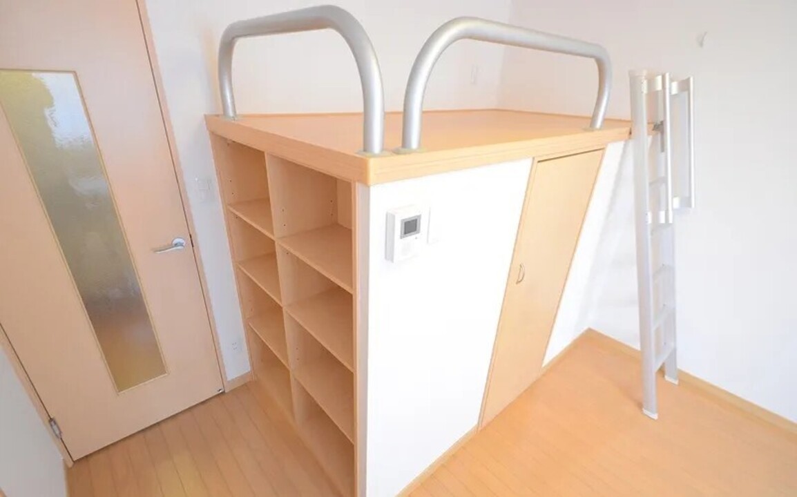 ベッド