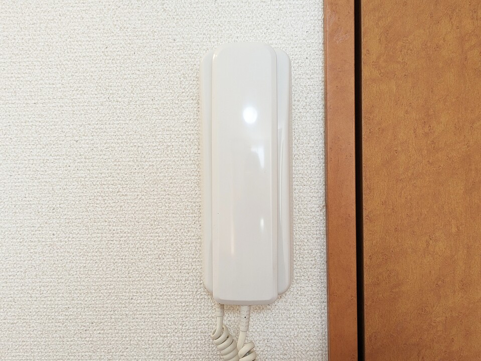 インターホン