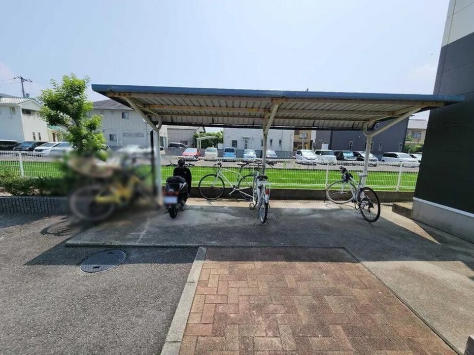 駐輪場