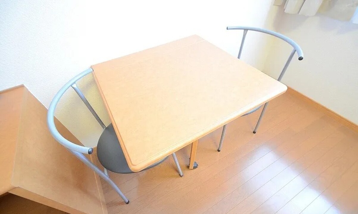 テーブル
