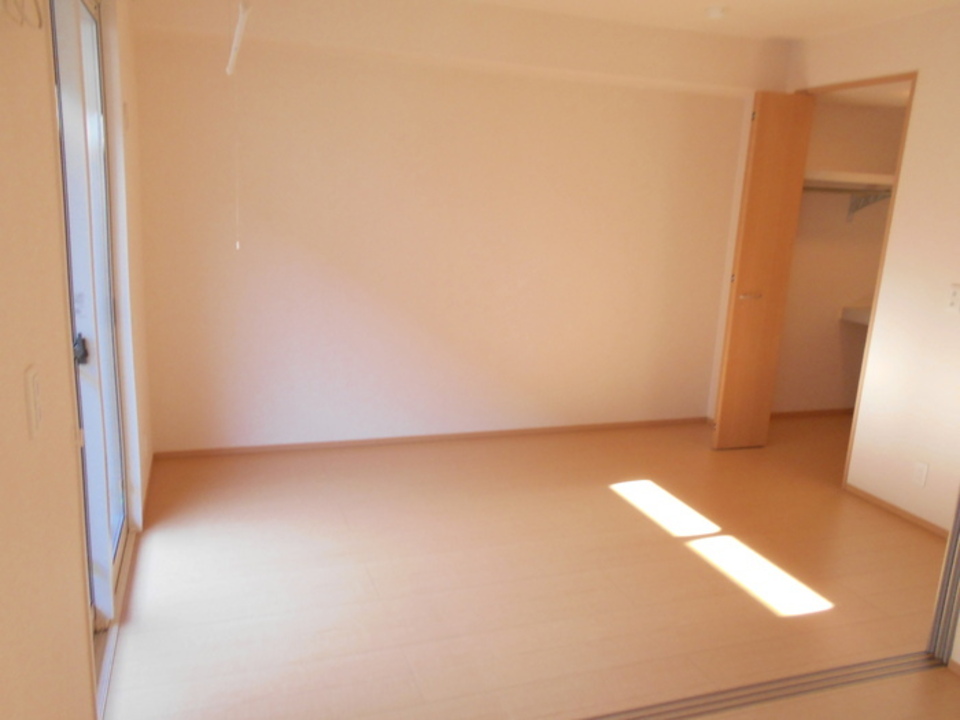 thumbnail_original_large_12466928