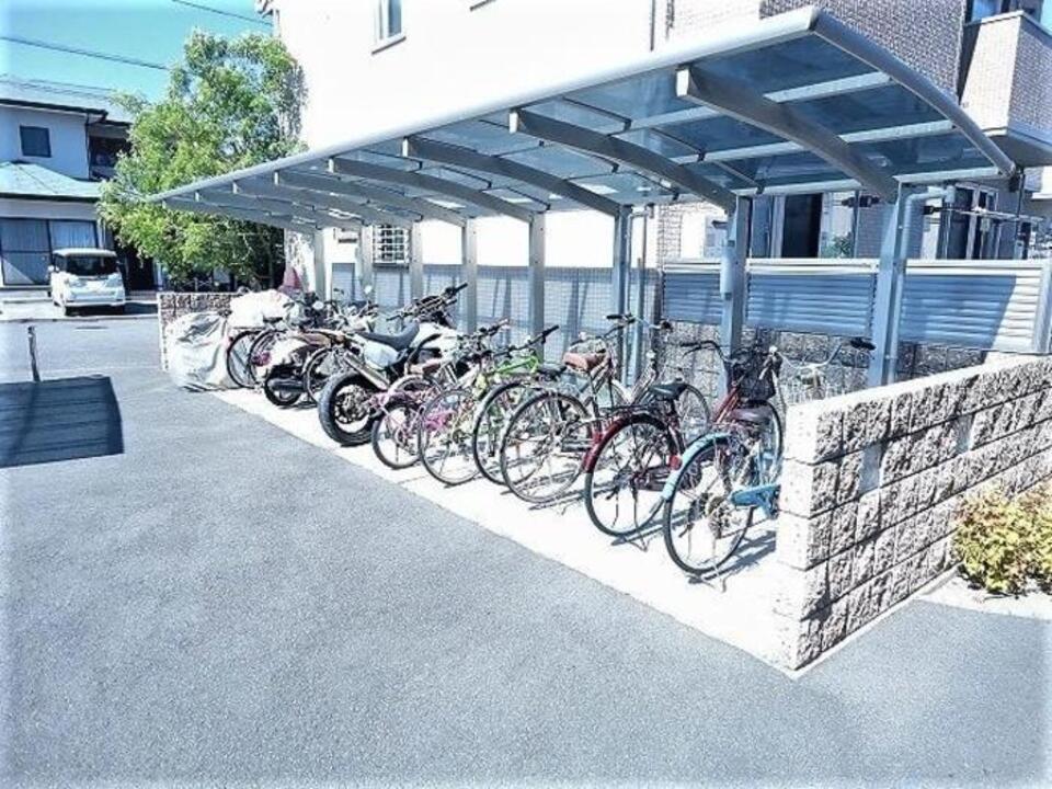 駐輪場