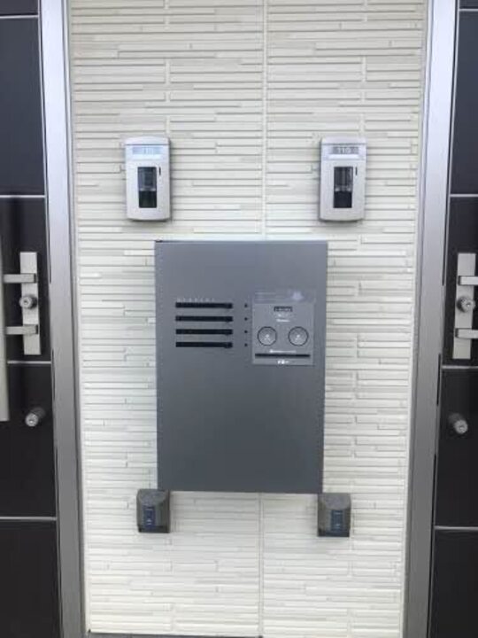 宅配ボックス