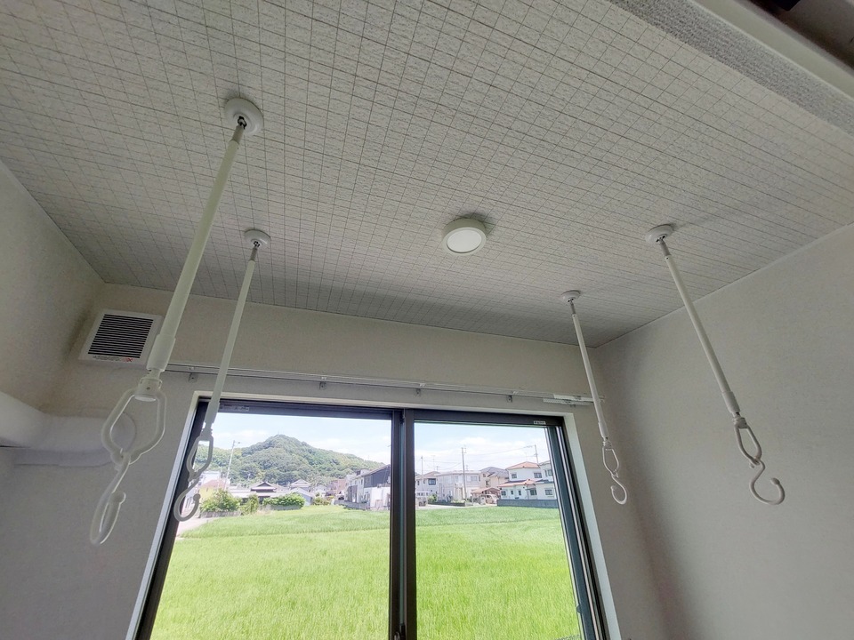 室内物干しユニット