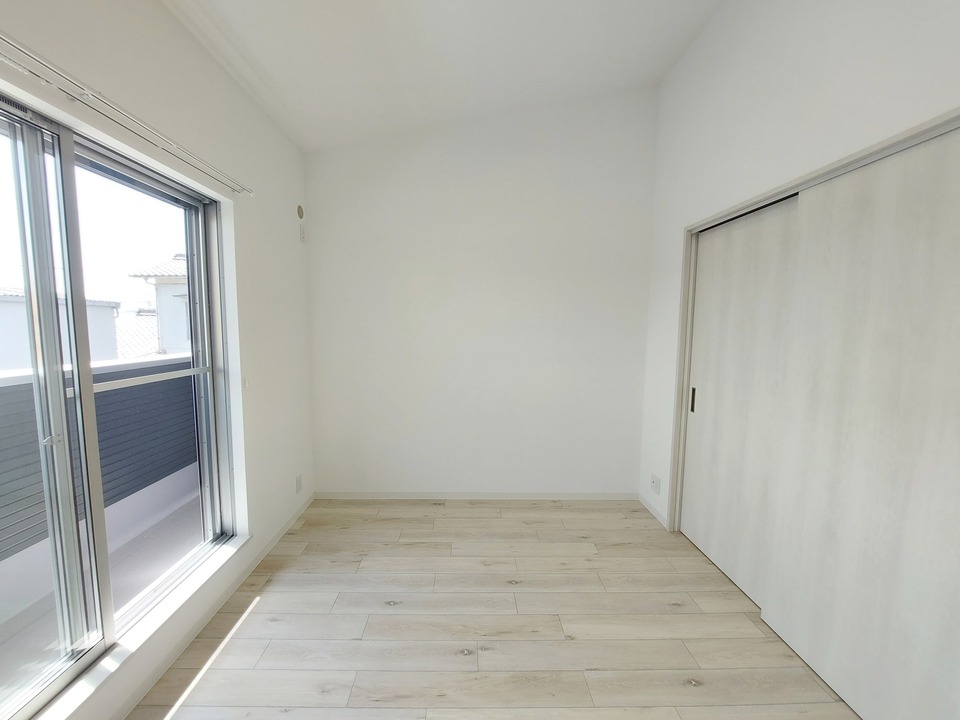 洋室6帖（南側）