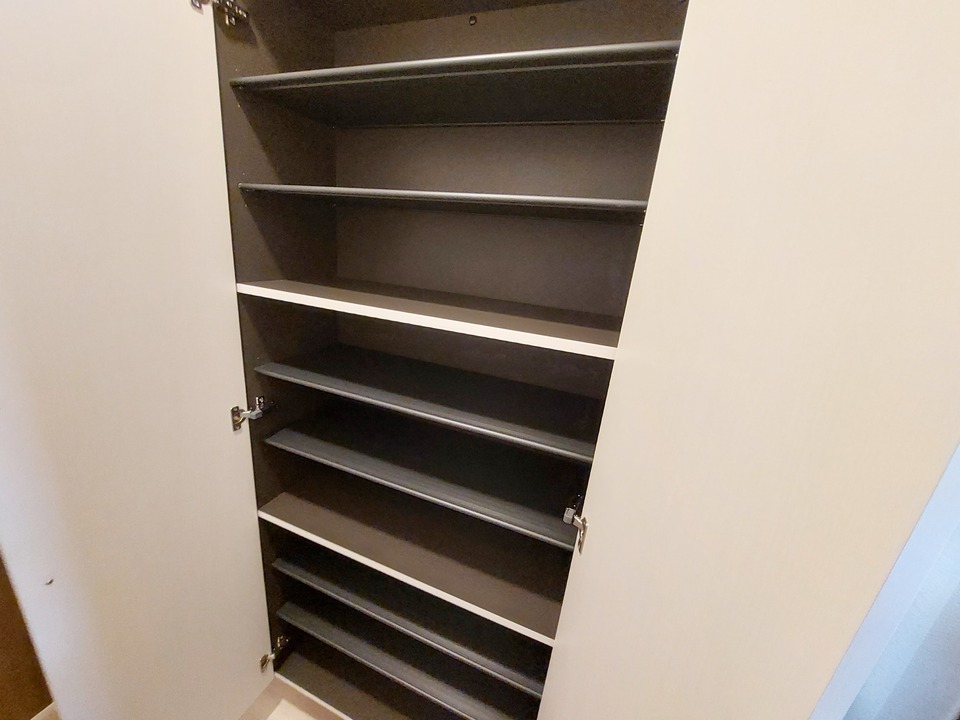 シューズボックス