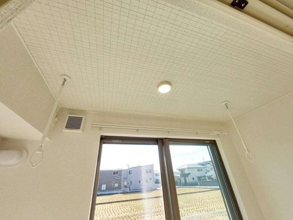 室内物干しユニット