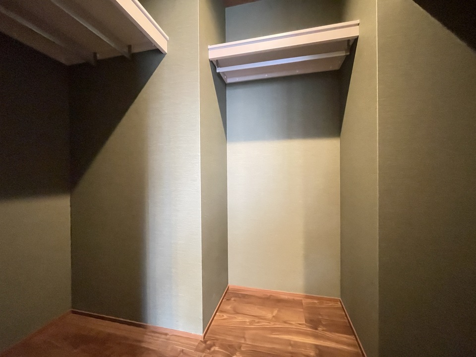 ウォークインクローゼット（洋室6.6帖）