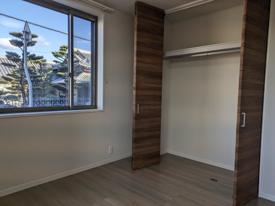 クローゼット（洋室5.5帖）