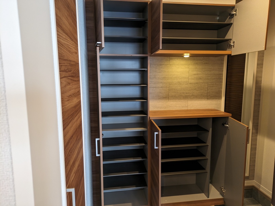 シューズボックス