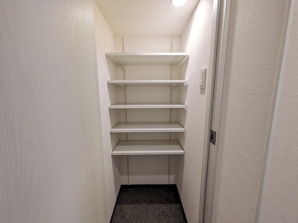 シューズボックス