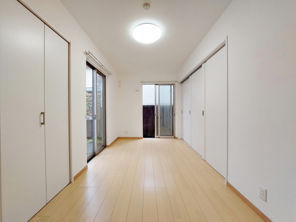 洋室 6.3帖