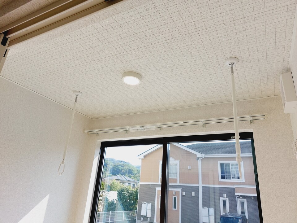 室内物干しユニット