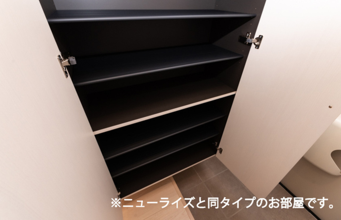 シューズボックス
