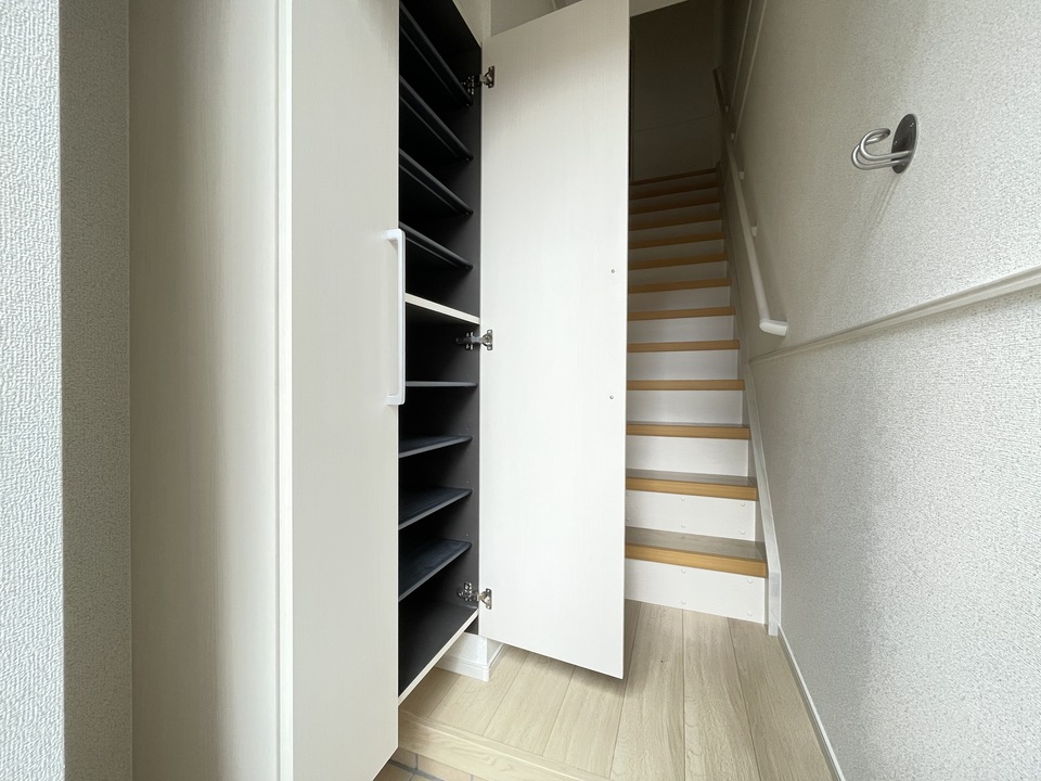 シューズボックス