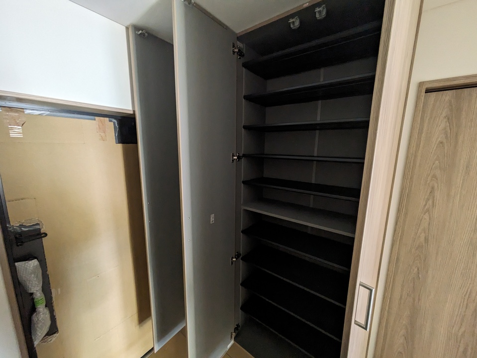 シューズボックス