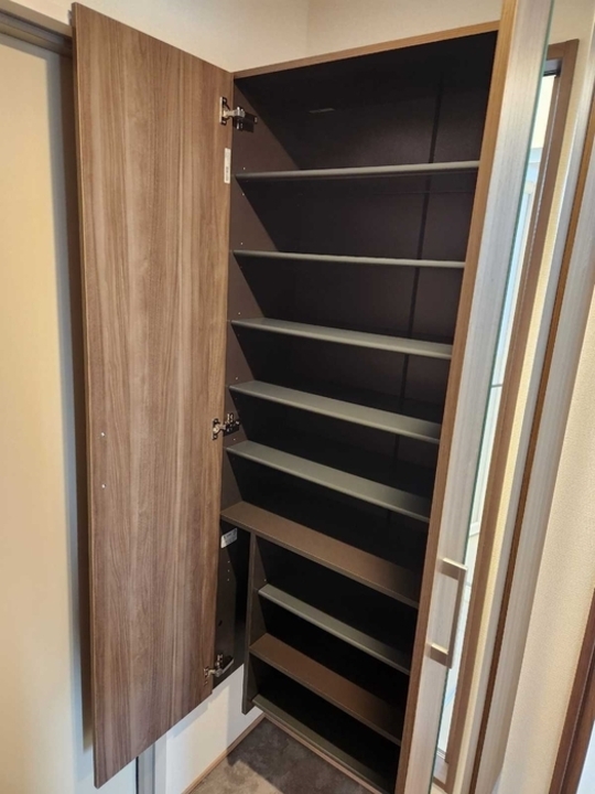 シューズボックス