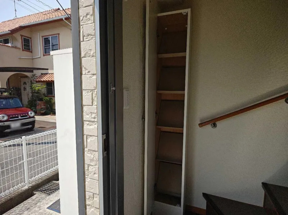 シューズボックス