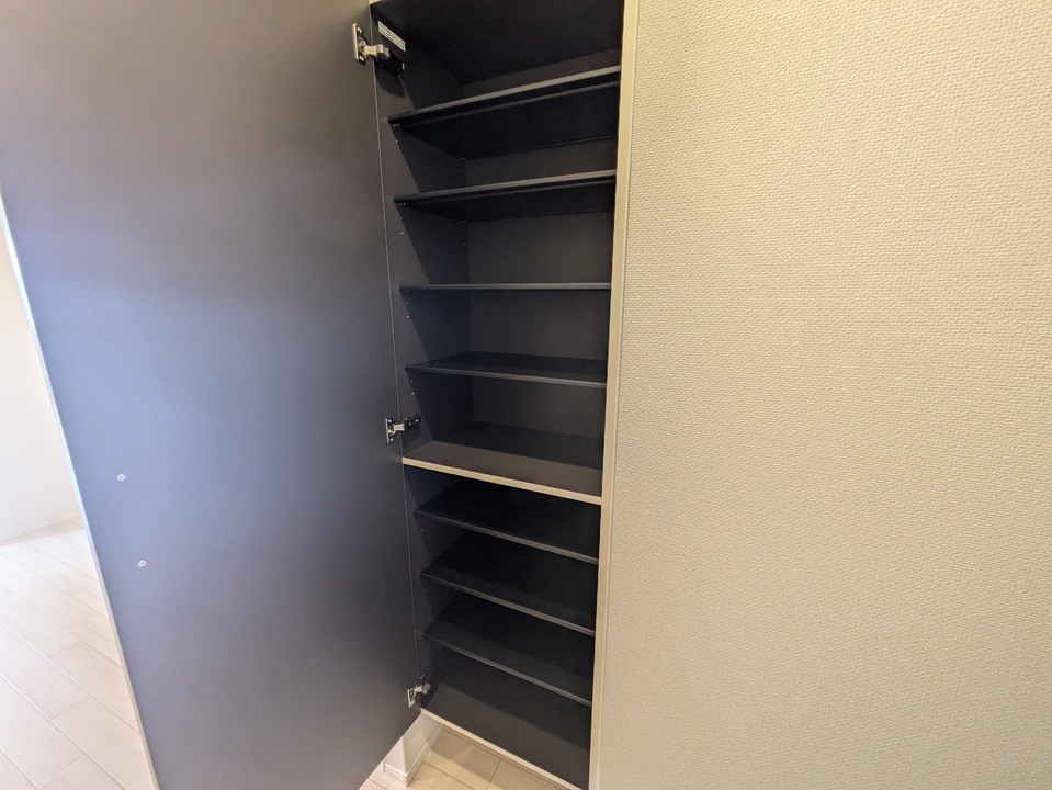 シューズボックス