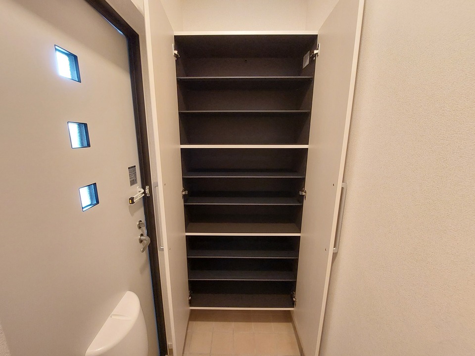 シューズボックス