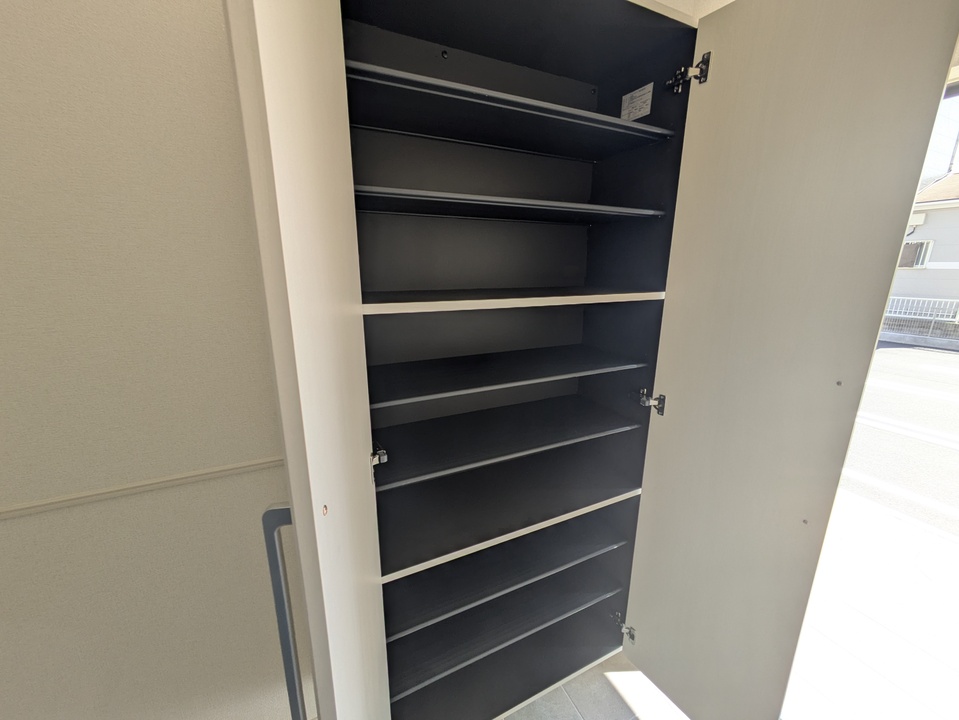 シューズボックス