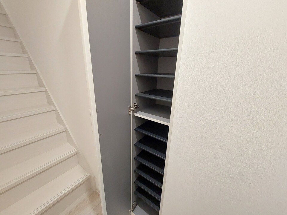 シューズボックス