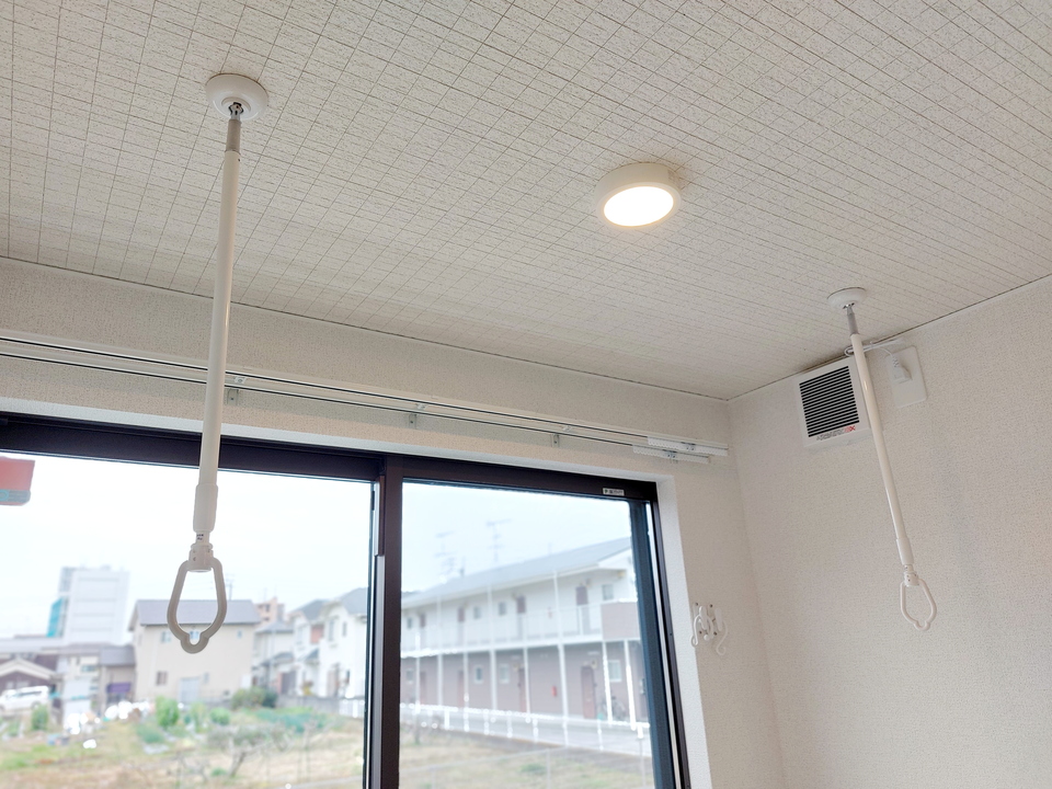 室内物干しユニット