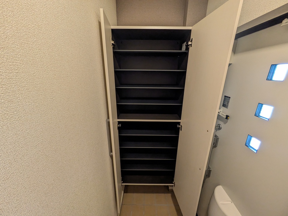 シューズボックス