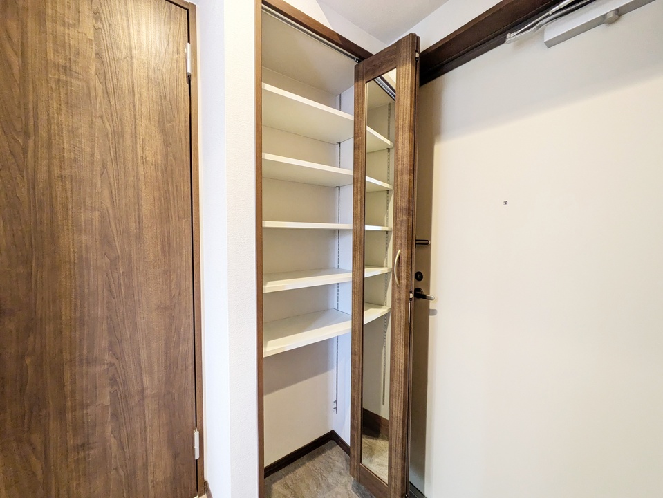 シューズボックス