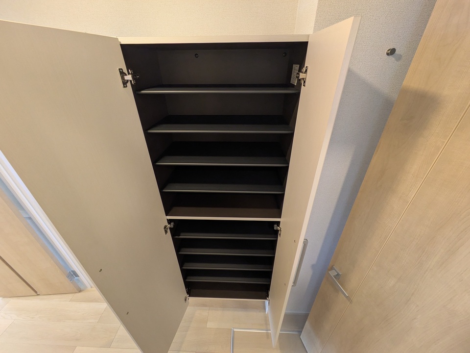 シューズボックス