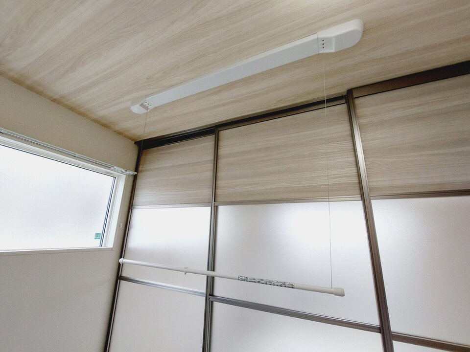 室内物干しユニット