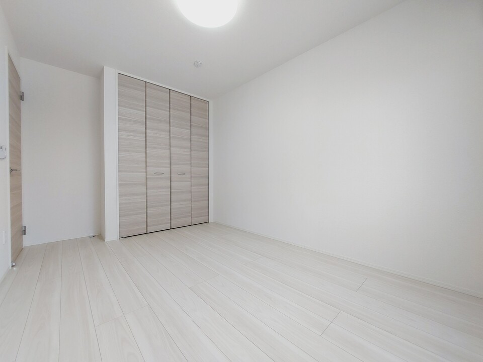 洋室6.3帖