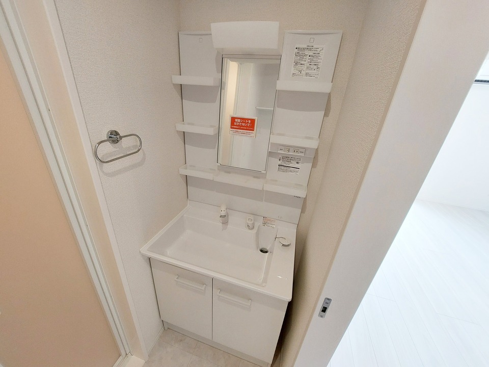 シャワー付洗面化粧台