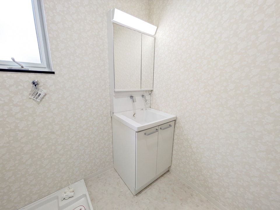 シャワー付洗面化粧台