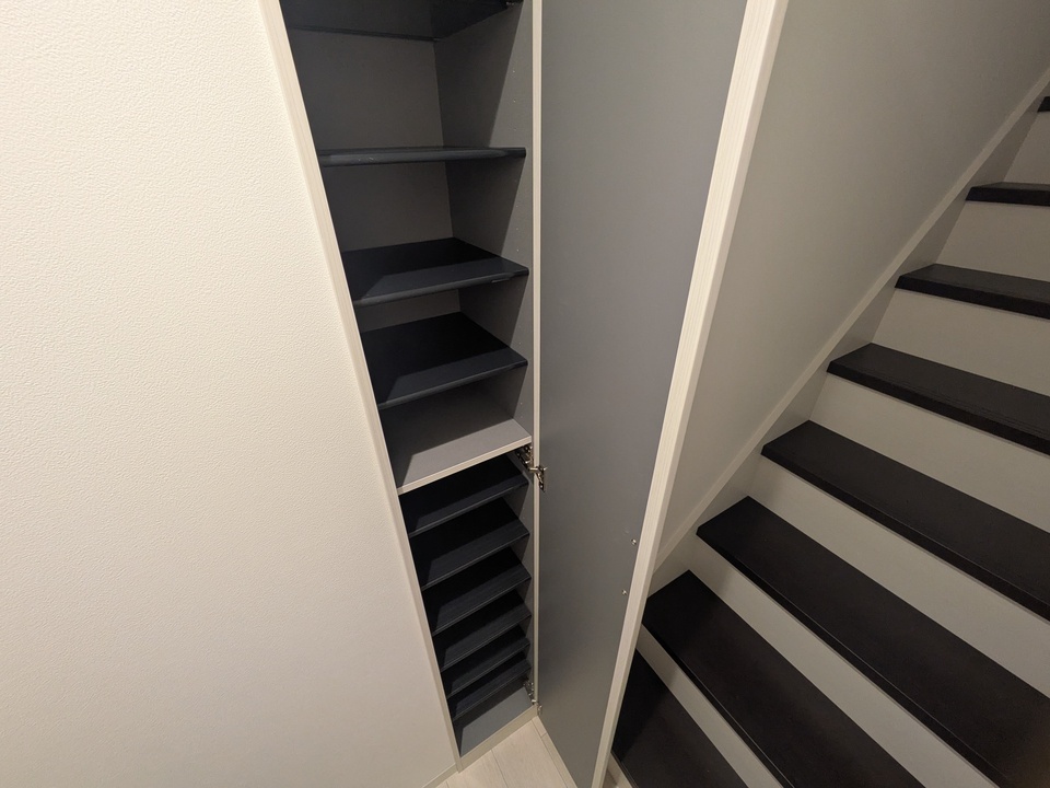 シューズボックス