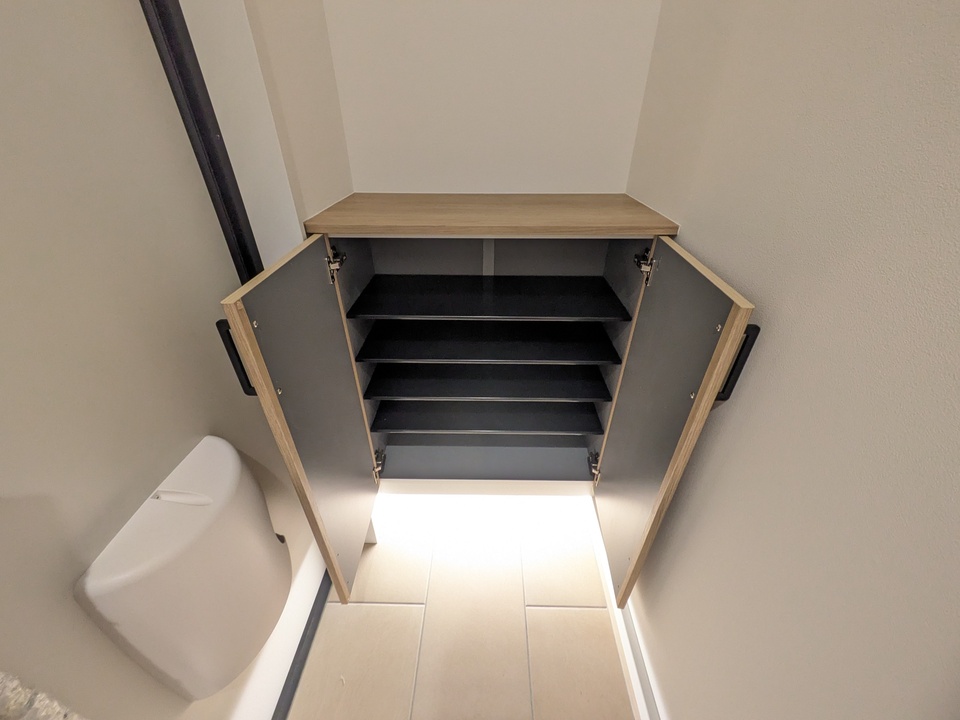 シューズボックス